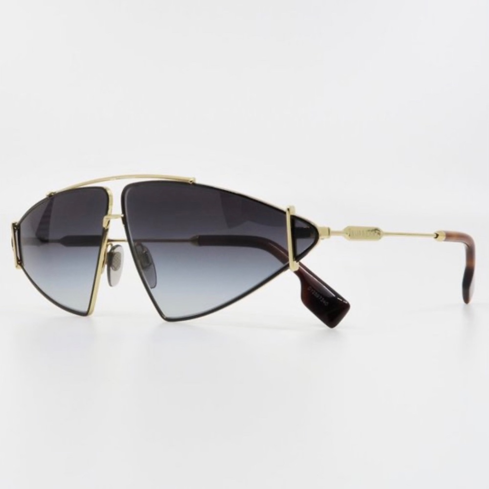 NEW Burberry BE3111 Gold Sunglasses with Black Gradient Lenses - Picture 3 of 8